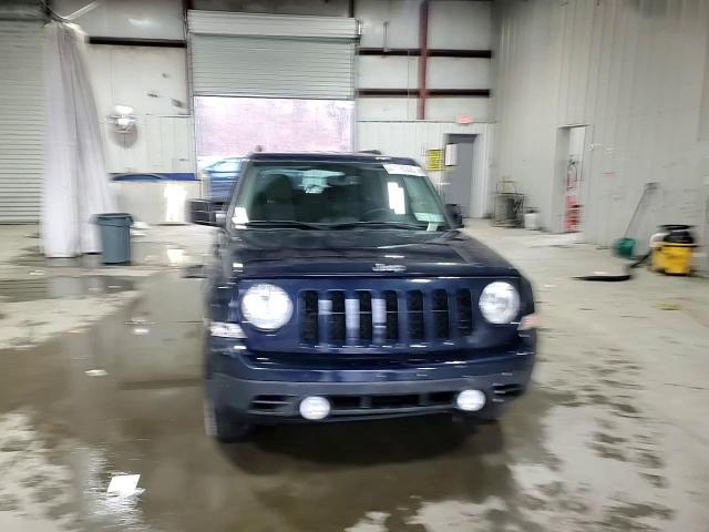 2016 Jeep Liberty (Patriot) - Image 11