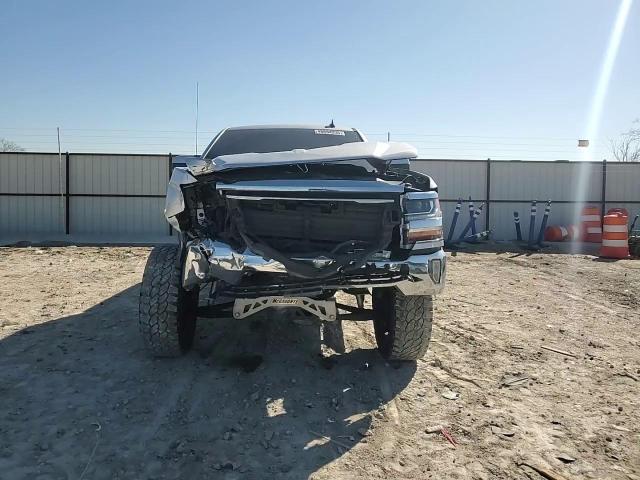 2017 Chevrolet Silverado - Image 11