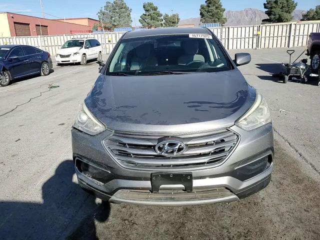 2018 Hyundai Santa Fe - Image 12