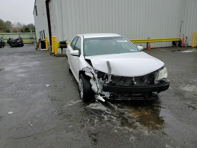 2014 Toyota Camry - Image 11