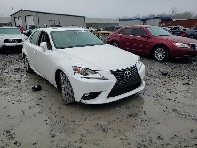 2015 Lexus IS - Image 13