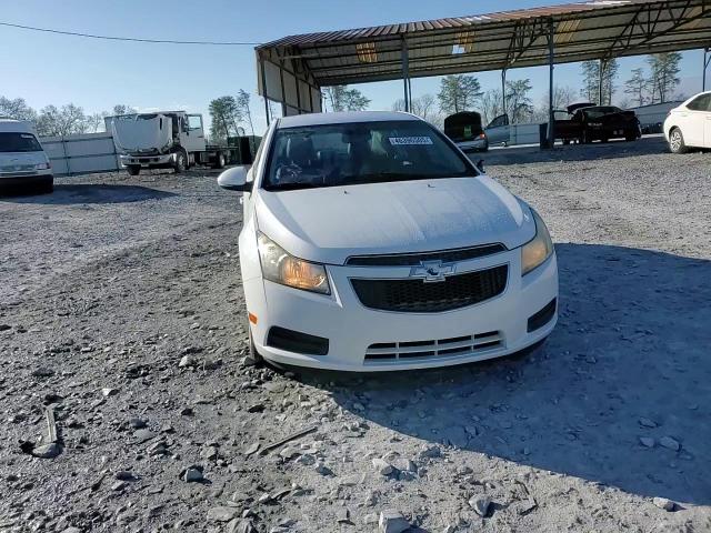 2011 Chevrolet Cruze - Image 11