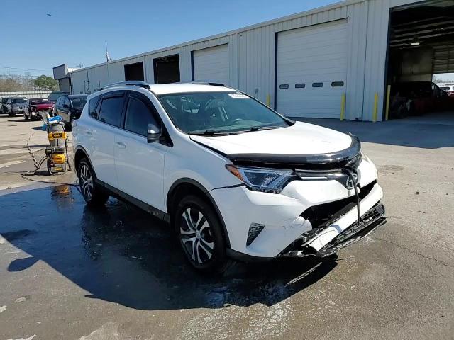 2016 Toyota RAV 4 - Image 14