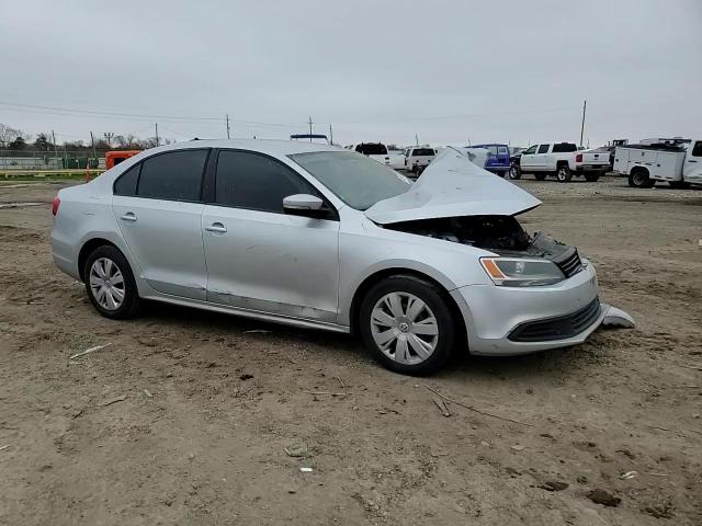 2014 Volkswagen Jetta - Image 10