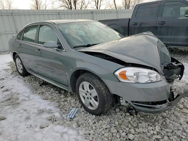 2009 Chevrolet Impala - Image 10