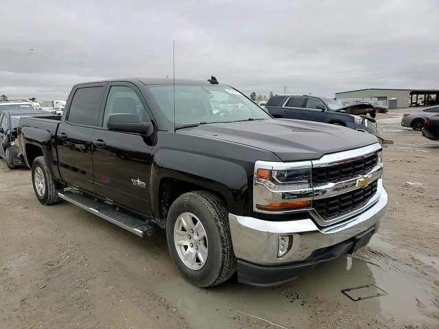 2018 Chevrolet Silverado - Image 10