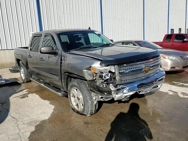 2013 Chevrolet Silverado - Image 13