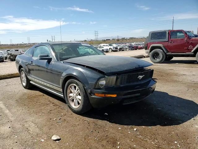 2008 Ford Mustang - Image 11