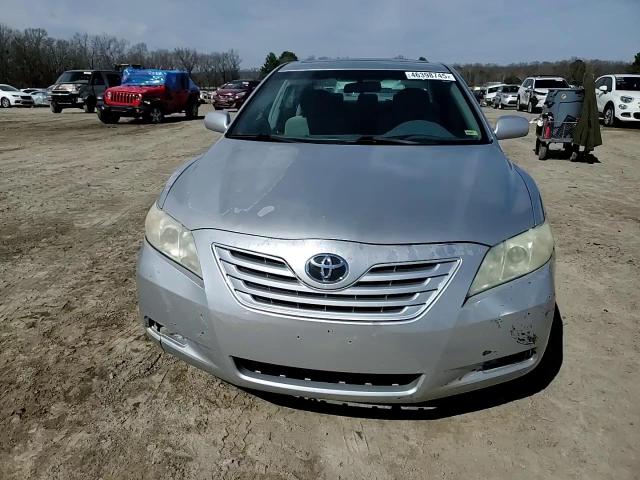 2009 Toyota Camry - Image 11
