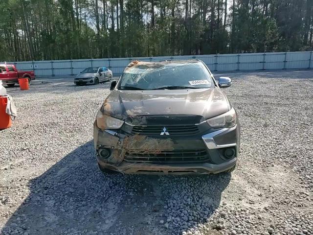2017 Mitsubishi Outlander - Image 10