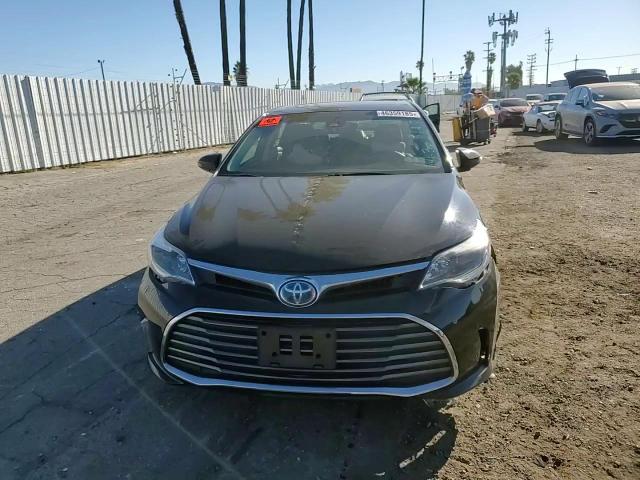 2017 Toyota Avalon - Image 11