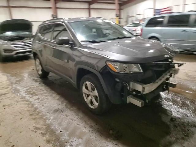 2017 Jeep Compass - Image 15