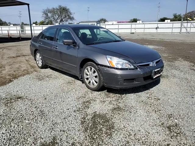 2006 Honda Accord - Image 11