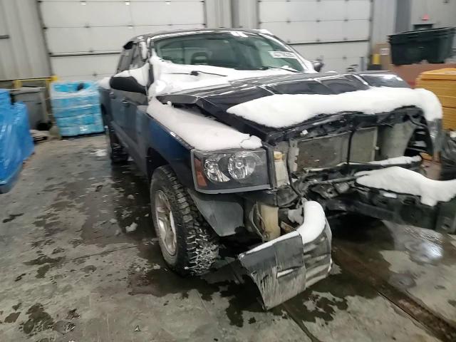 2006 Dodge Dakota - Image 10