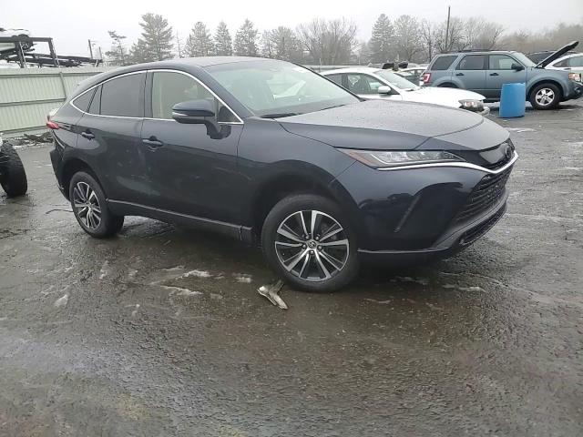 2021 Toyota Venza - Image 12