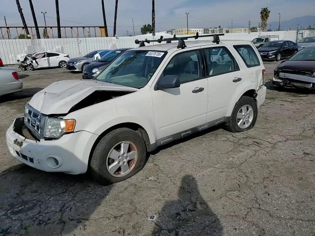 2010 Ford Escape - Image 11