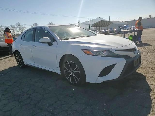 2020 Toyota Camry - Image 11