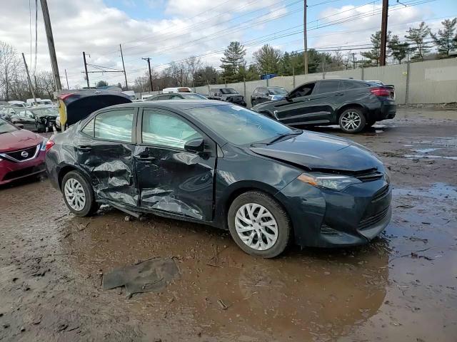 2019 Toyota Corolla - Image 11