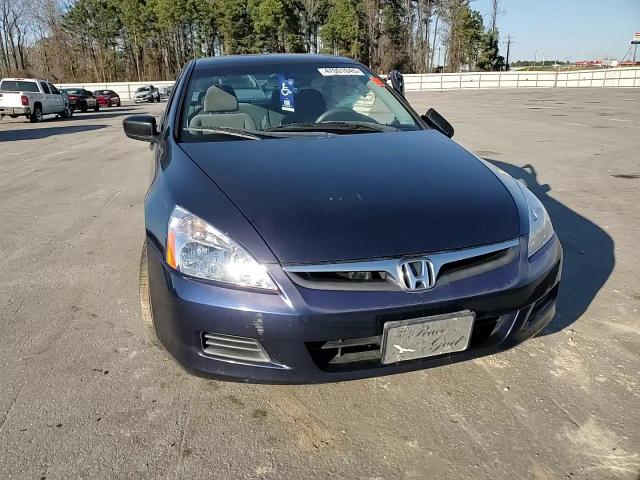 2007 Honda Accord - Image 11