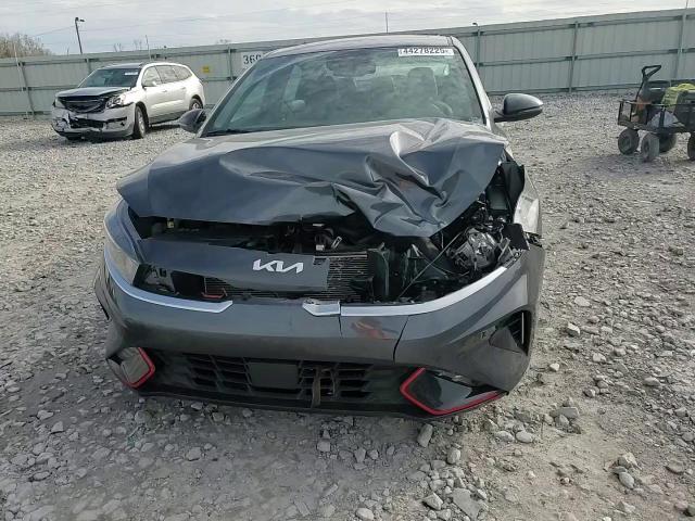 2023 Kia Forte - Image 11