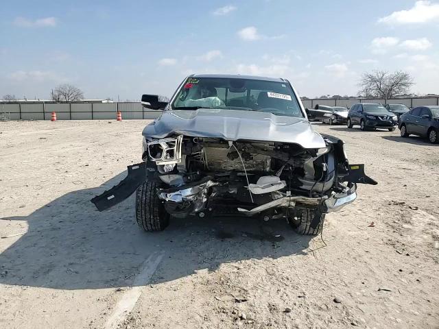 2022 RAM 1500 - Image 11