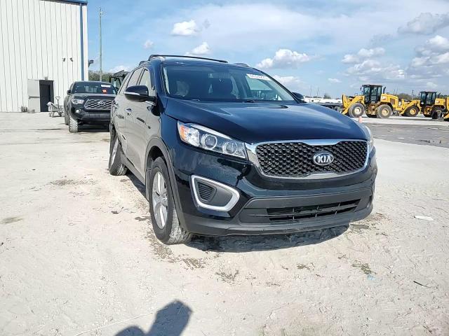2016 Kia Sorento - Image 14