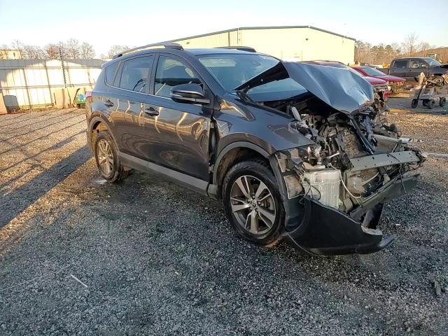 2018 Toyota RAV 4 - Image 13