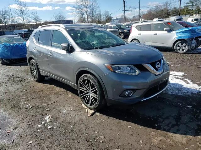 2016 Nissan Rogue - Image 11