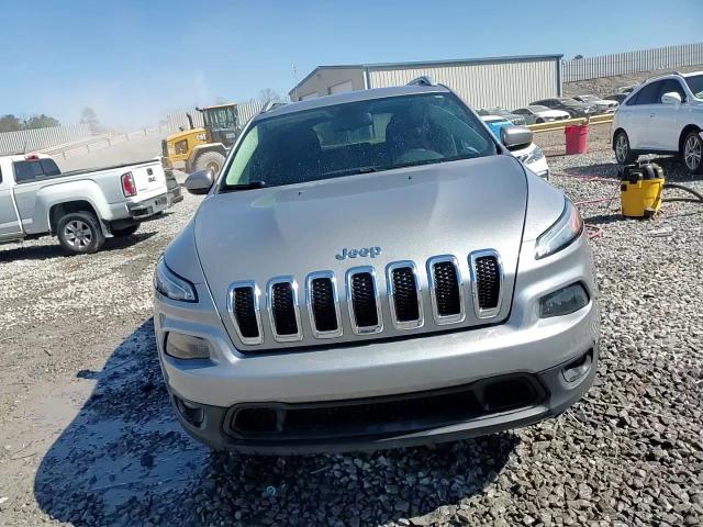 2015 Jeep Grand Cherokee - Image 14