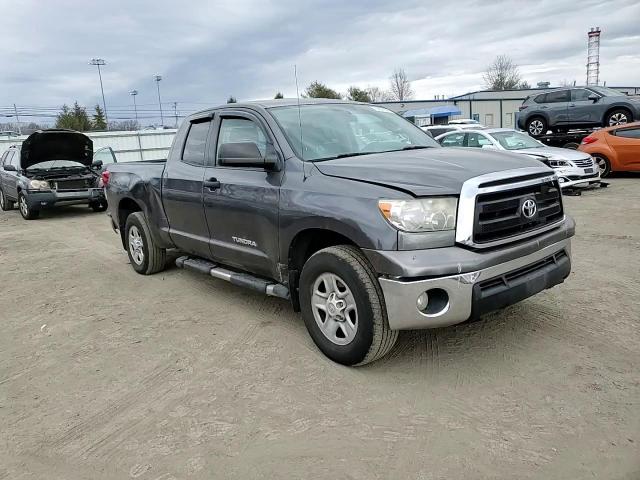 2013 Toyota Tundra - Image 11