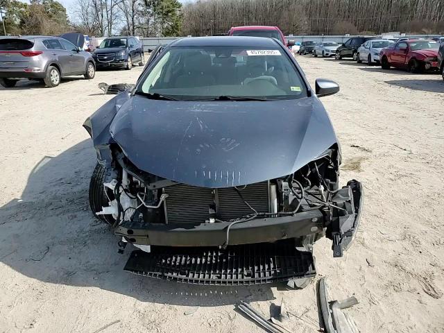 2017 Toyota Corolla - Image 11