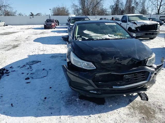 2018 Chevrolet Cruze - Image 11