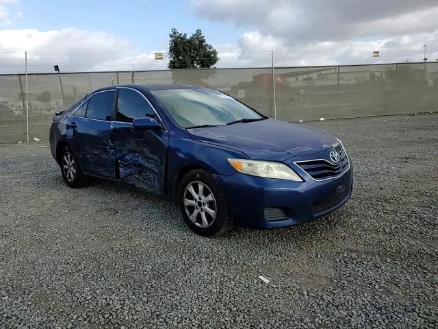 2011 Toyota Camry - Image 10