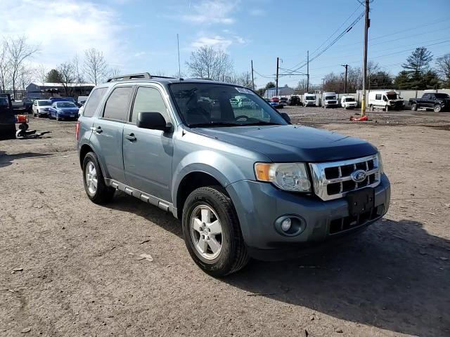 2011 Ford Escape - Image 11