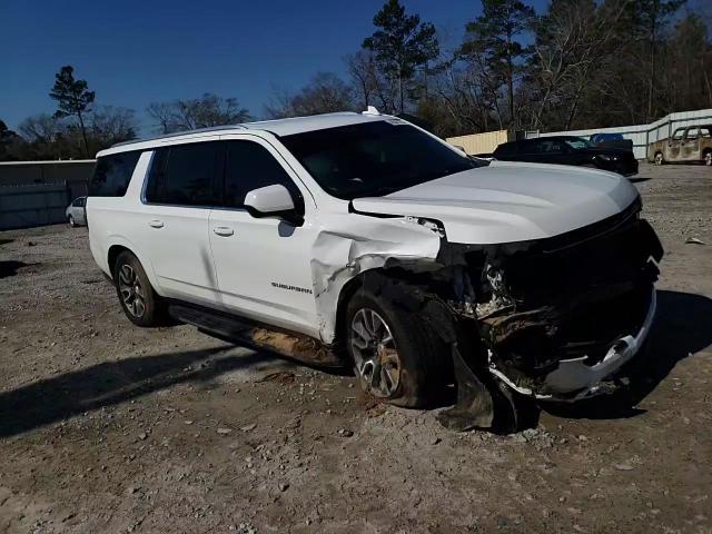 2021 Chevrolet Suburban - Image 12