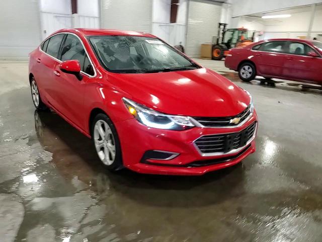 2017 Chevrolet Cruze - Image 11