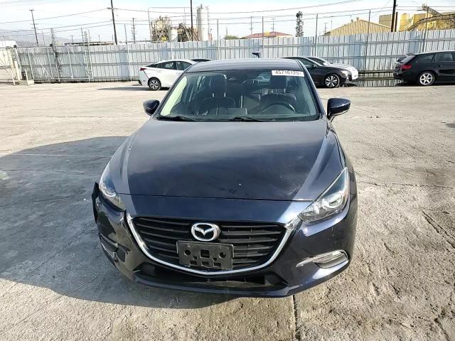 2017 Mazda 3 - Image 10