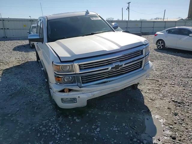 2015 Chevrolet Silverado - Image 10