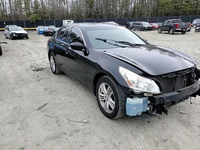 2011 Infiniti G - Image 10