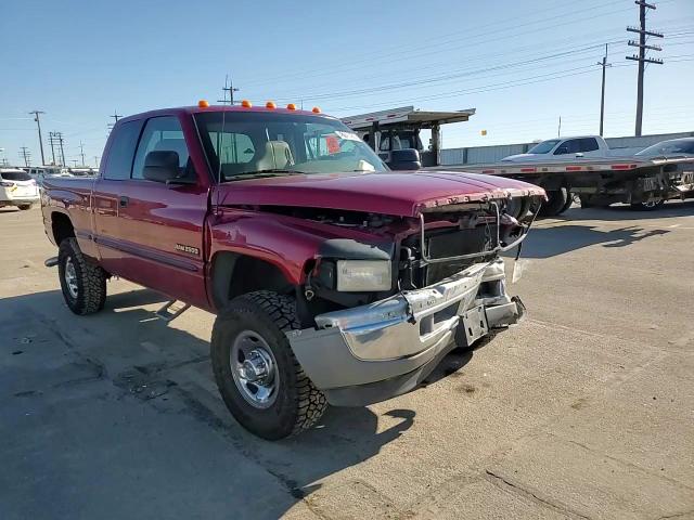 1998 Dodge Ram 2500 VIN: 1B7KF2368WJ206981 Lot: 46947405