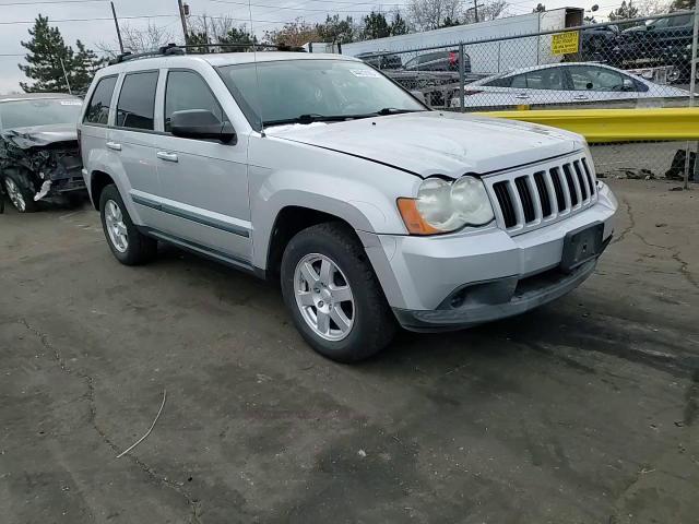 2008 Jeep Grand Cherokee - Image 12