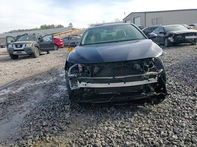 2020 Toyota Camry - Image 13