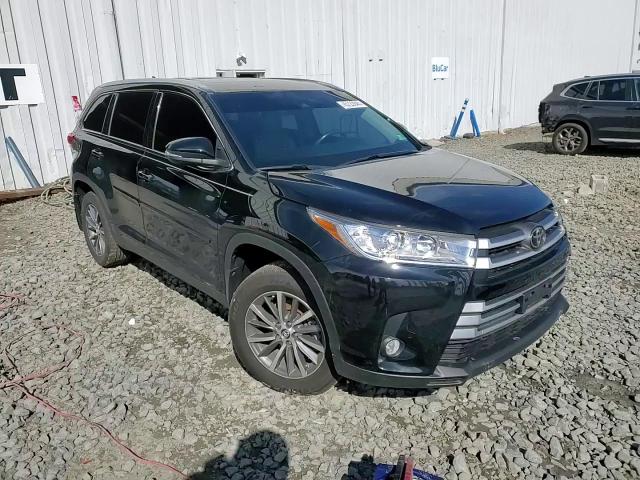 2019 Toyota Highlander - Image 14