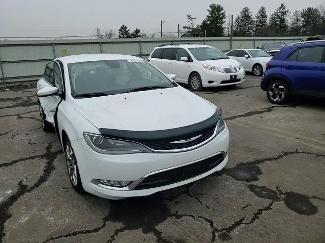 2015 Chrysler 200 - Image 10