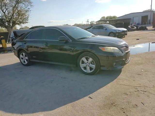 2010 Toyota Camry - Image 11