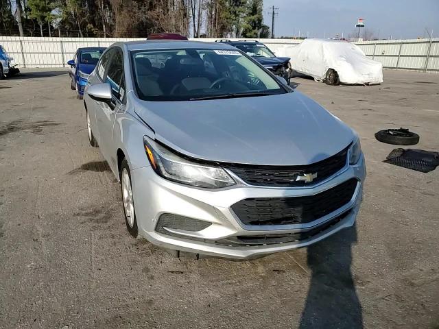 2017 Chevrolet Cruze - Image 11