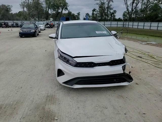 2024 Kia Forte - Image 14