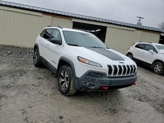 2016 Jeep Cherokee - Image 11