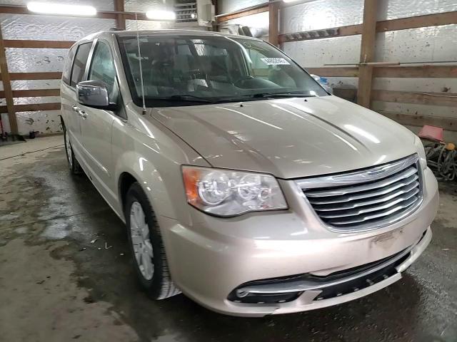 2012 Chrysler Town & Country - Image 14