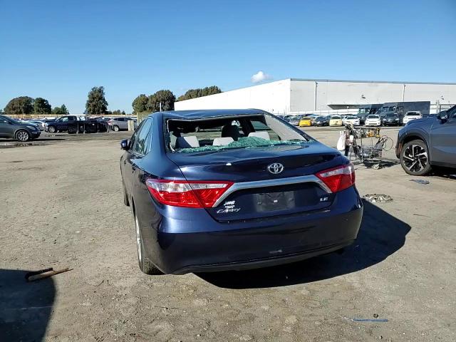 2015 Toyota Camry - Image 11